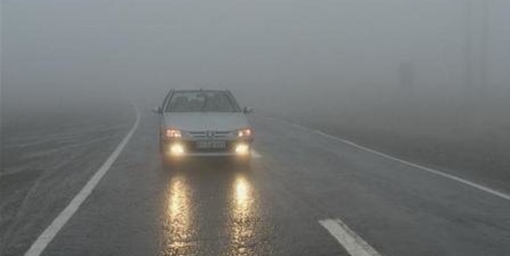 لغزندگی جادهها و مه غلیظ در برخی از جادههای خراسان جنوبی لغزندگی جادهها و مه غلیظ در برخی از جادههای خراسان جنوبی