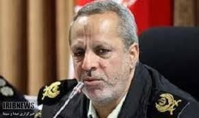 دستگیری عاملان شکستن شیشه مغازه ها در مازندران دستگیری عاملان شکستن شیشه مغازه ها در مازندران