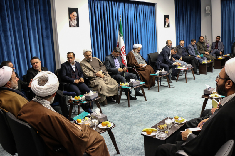 وحدت یکی از بزرگترین مصادیق امر به معروف است