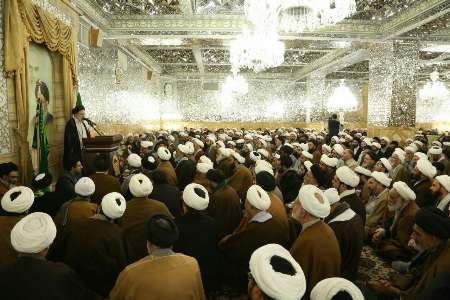 رمز اقتدار و عظمت کشور، رهبری عظیم الشأن انقلاب اسلامی