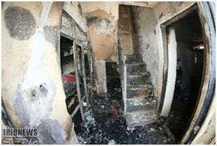آتش سوزی ساختمان دو طبقه با شیطنت دو قلوها در مشهد آتش سوزی ساختمان دو طبقه با شیطنت دو قلوها در مشهد