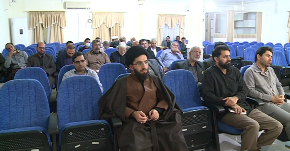 دیدار فعالان فرهنگی استان با نماینده مردم هرمزگان در مجلس خبرگان رهبری