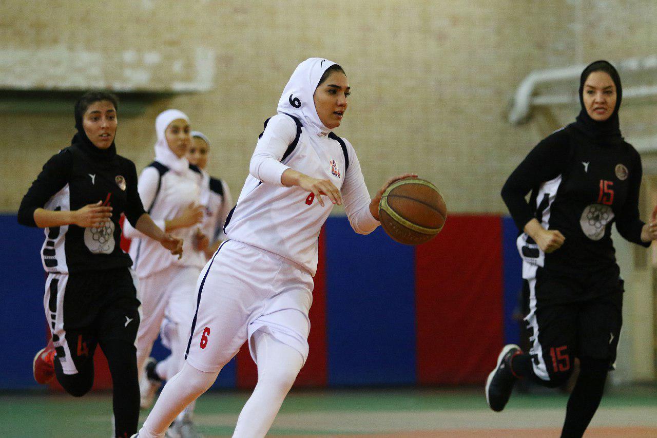 یار خارجی، فشار را از روی دوشم برداشت