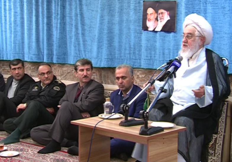 نماینده ولی فقیه در گیلان در دیدار مدیران اداره کل منابع طبیعی : نماینده ولی فقیه در گیلان در دیدار مدیران اداره کل منابع طبیعی :