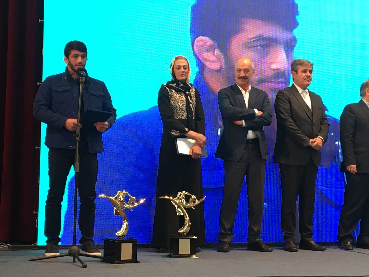 يزداني و منصوريان اخلاق مدارترين ورزشكار سال ٩٦ انتخاب شدند يزداني و منصوريان اخلاق مدارترين ورزشكار سال ٩٦ انتخاب شدند