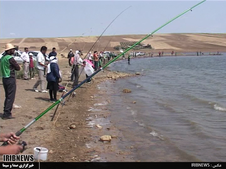 جشنواره ماهیگیری با قلاب در گرمی