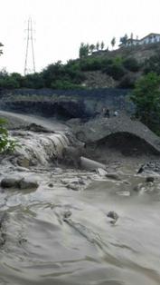 قطع بودن راه ارتباطی دو روستای زیراب قطع بودن راه ارتباطی دو روستای زیراب