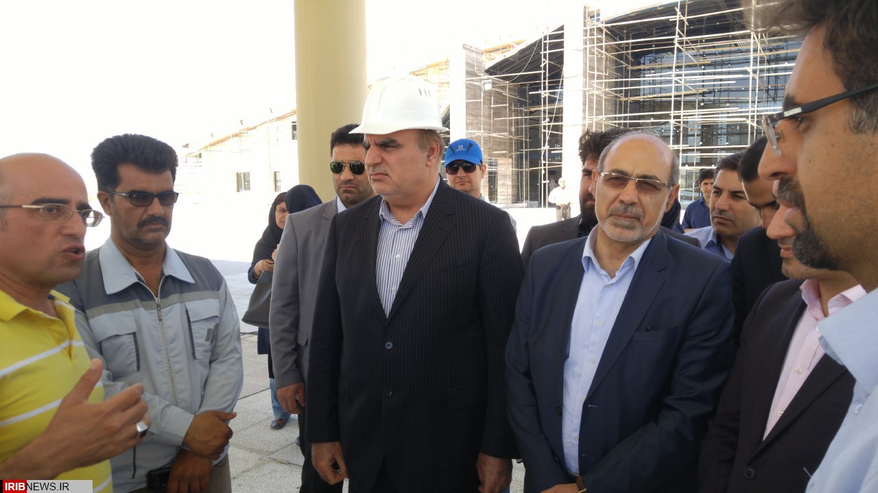 کار ریل گذاری راه آهن کرمانشاه در ایستگاه آخر + فیلم