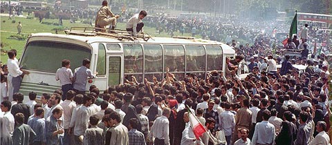 برگزاری مراسم گرامیداشت ورود آزادگان در مشهد