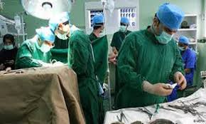 جراحی موفقیت‌آمیز بر روی قلب یک نوزاد در بیمارستان گلستان اهواز