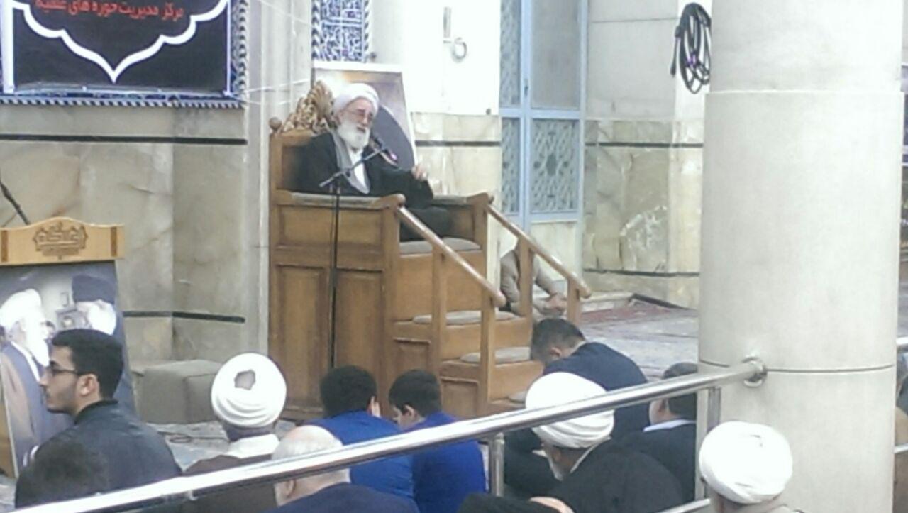 مراسم بزرگداشت مرحوم آیت الله حائری شیرازی در مسجد اعظم قم