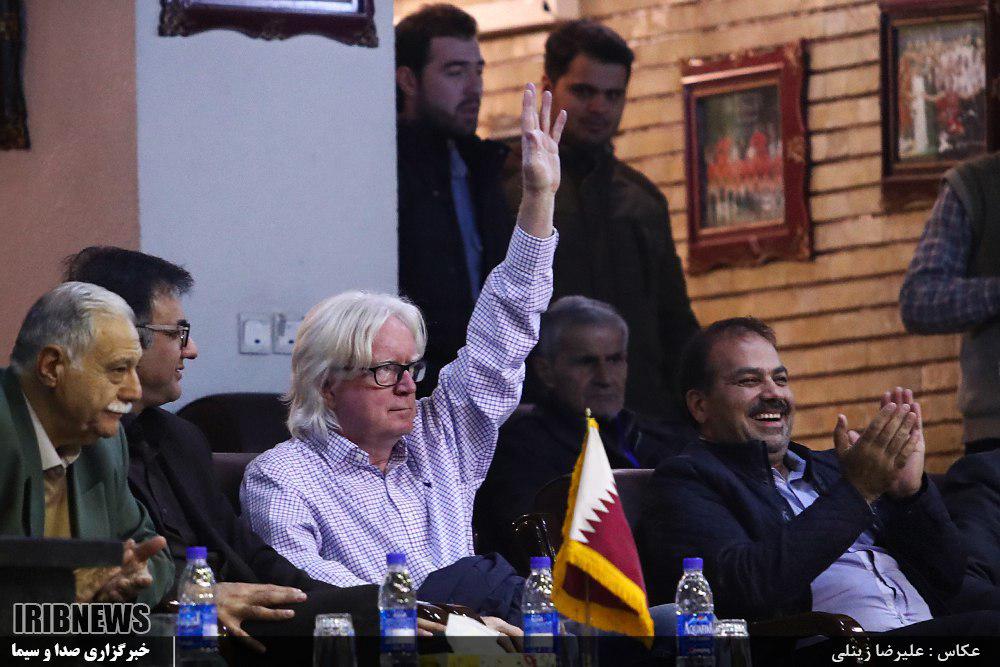 حامی تیم ملی بسکتبال ایران هستم