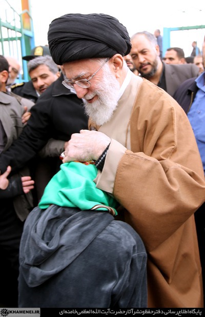 روایتی از حاشیه‌های سفر رهبر انقلاب به منطقه زلزله‌زده‌ سرپل ذهاب