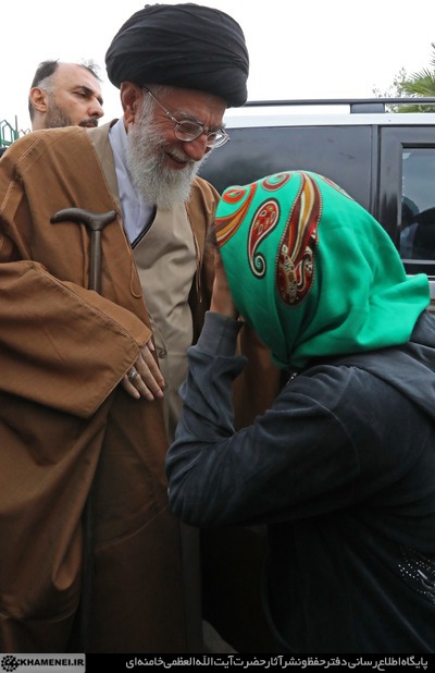 روایتی از حاشیه‌های سفر رهبر انقلاب به منطقه زلزله‌زده‌ سرپل ذهاب