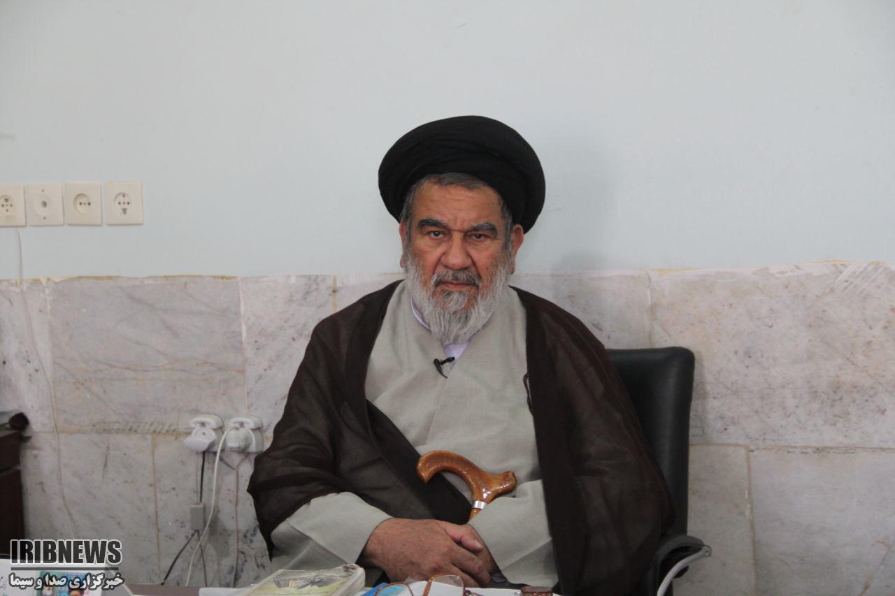 روایت امام جمعه بافق ازحضورمقام معظم رهبری در این شهرستان+تصاویر روایت امام جمعه بافق ازحضورمقام معظم رهبری در این شهرستان+تصاویر