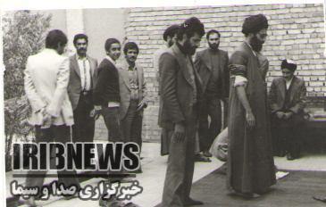 روایت امام جمعه بافق ازحضورمقام معظم رهبری در این شهرستان+تصاویر روایت امام جمعه بافق ازحضورمقام معظم رهبری در این شهرستان+تصاویر