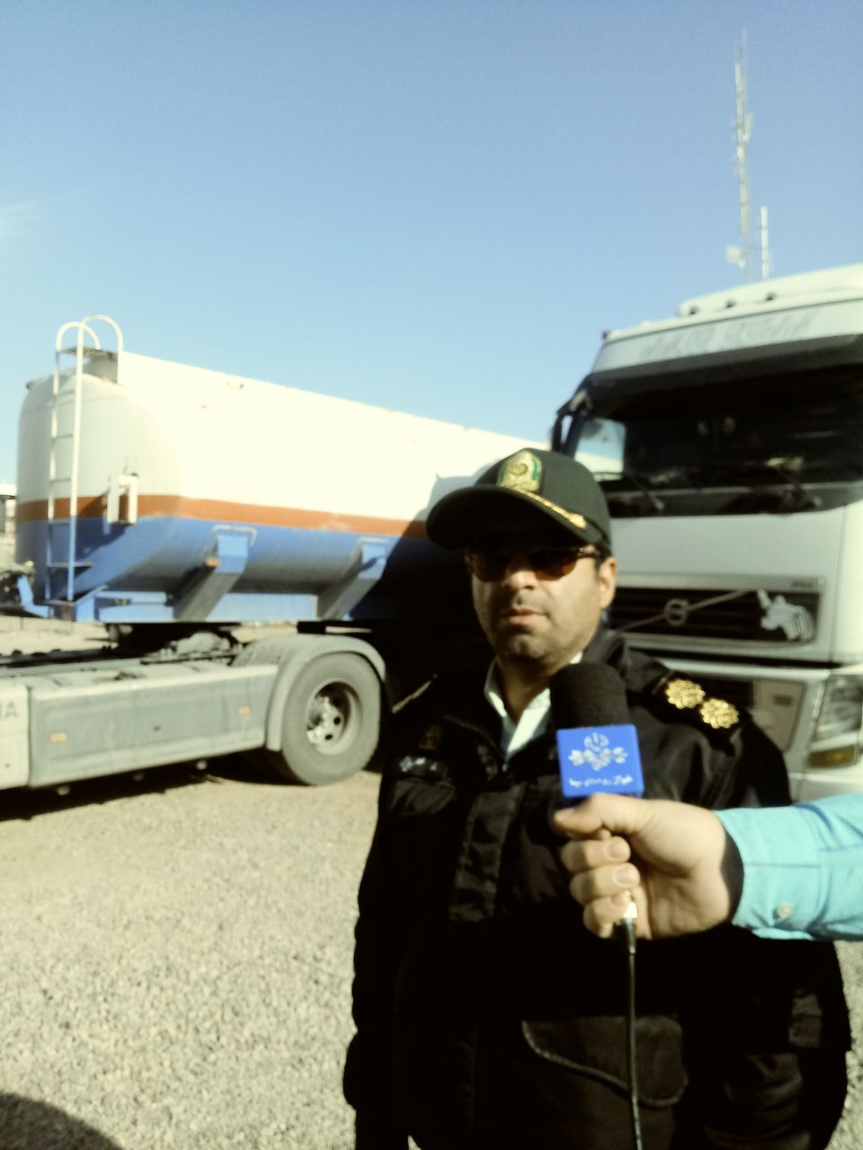 کشف 60 هزار گازوئیل قاچاق در انار کشف 60 هزار گازوئیل قاچاق در انار