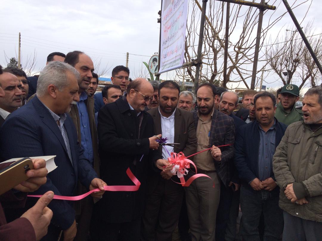 افتتاح طرح ها در سومین روز دهه مبارک فجر افتتاح طرح ها در سومین روز دهه مبارک فجر