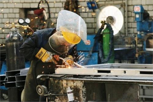 ایجاد هزار و ۲۷۰فرصت شغلی برای مددجویان کمیته امداد خراسان شمالی