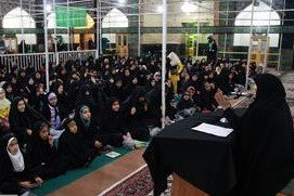 محفل انس با قرآن ویژه خواهران در حرم مطهر رضوی