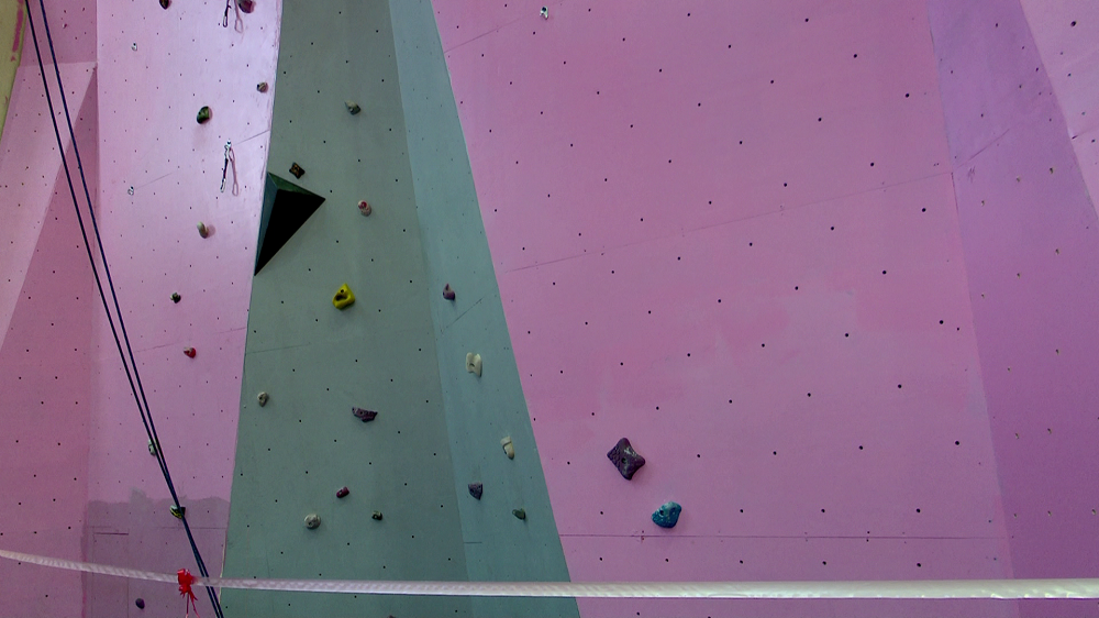 افتتاح نخستین دیوار سنگ نوردی داخل سالن