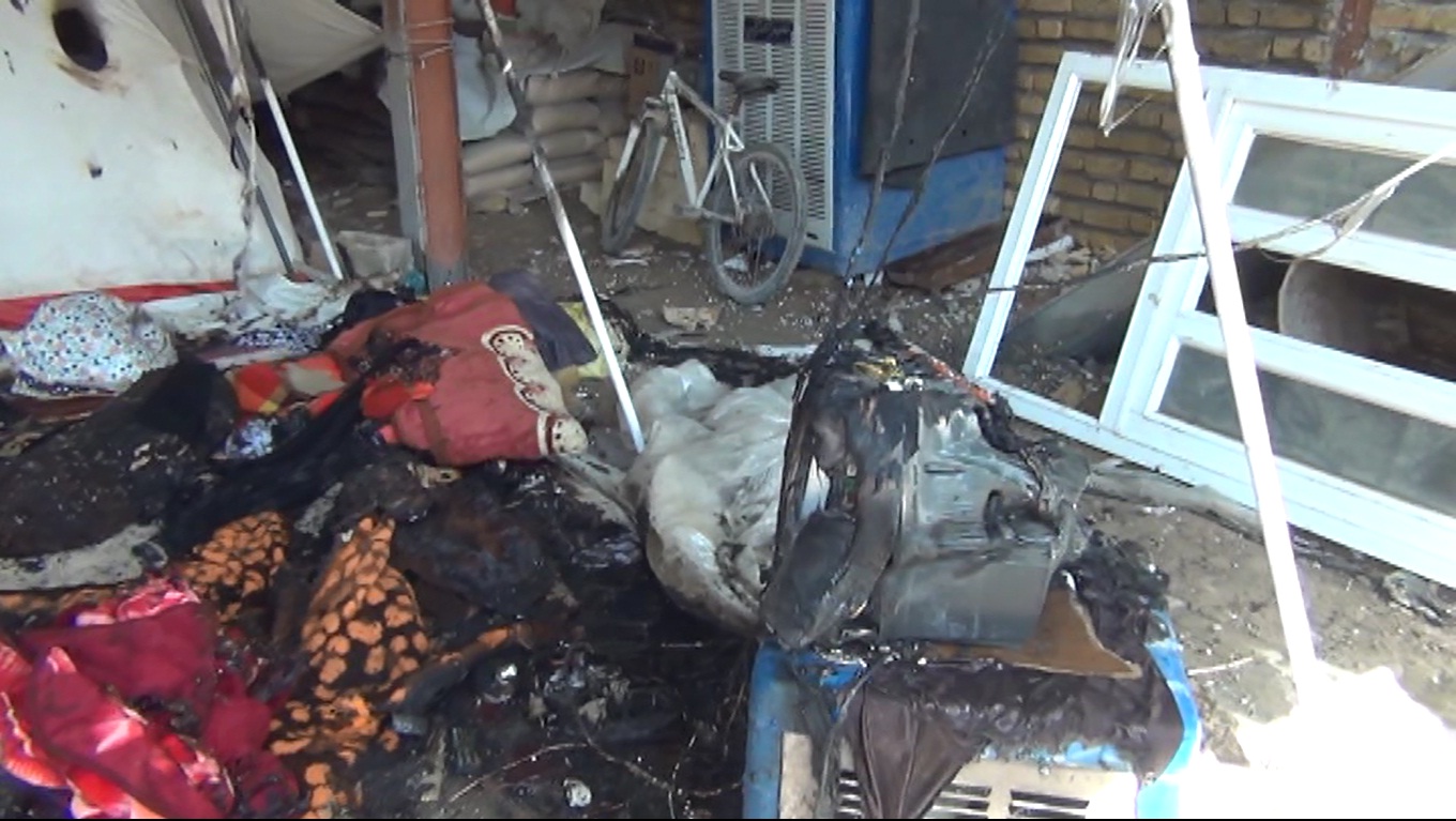 وقوع آتش‌سوزی در یک چادر زلزله زدگان سرپل‌ذهاب