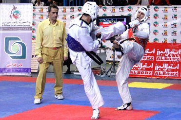 برگزاری رقابت های تکواندوی نوجوانان پسر گیلان