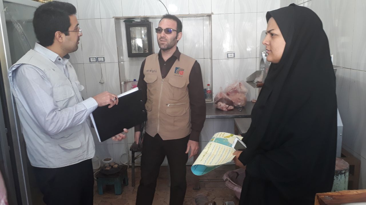 گشت نظارتی بر واحد های عرضه فرآورده های دامی مه ولات