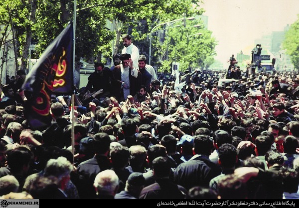 جلسات بزرگداشت شهدا، ادامه شهادت است جلسات بزرگداشت شهدا، ادامه شهادت است