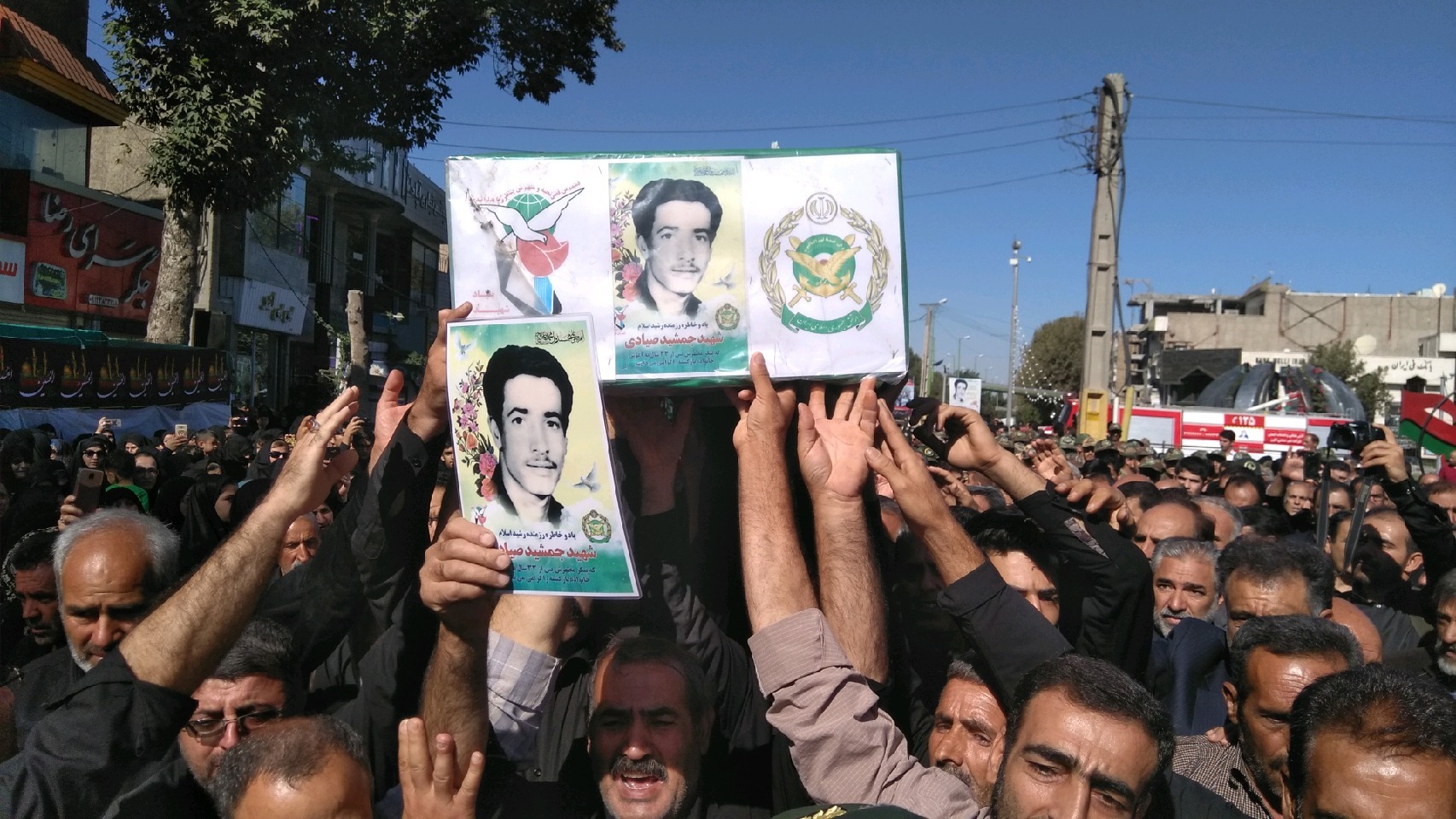 تشییع پیکر مطهر شهید صیادی در الوند