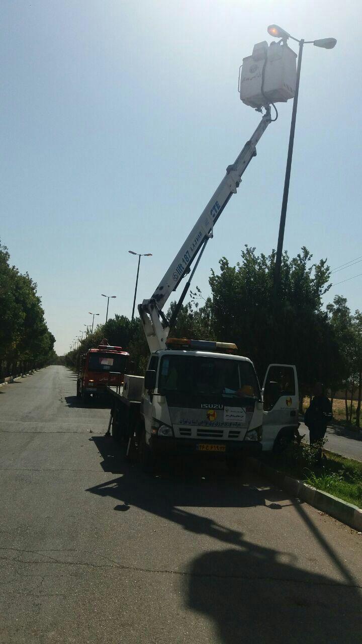 نصب ۱۵۳دستگاه کله چراغ روشنایی درشهرستان حمیدیه