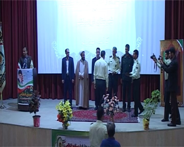 آیین تکریم و معارفه فرمانده انتظامی فریدونشهر