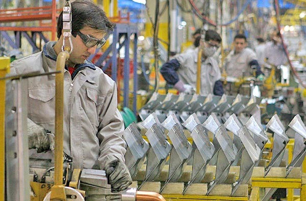  حل مشکلات ریز و درشت واحد‌های قطعه سازی خودرو نیازمند تدبیر