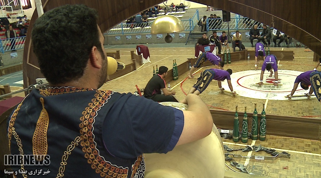 پایان زورآزمایی پهلوانان جوان کشور در سنندج پایان زورآزمایی پهلوانان جوان کشور در سنندج