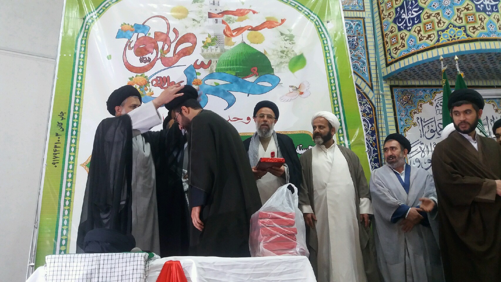 عمامه گذاری طلاب حوزه علمیه گچساران عمامه گذاری طلاب حوزه علمیه گچساران