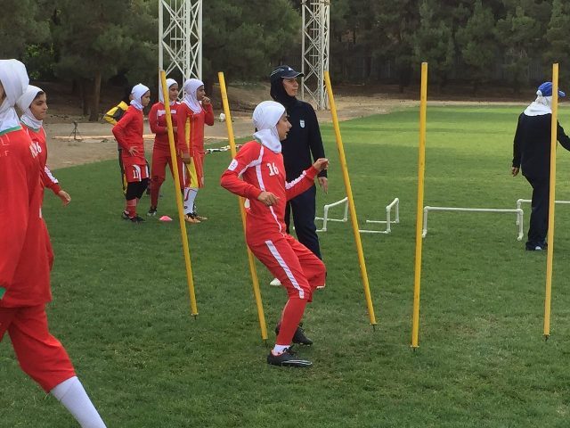 دعوت از فوتباليست دختر خراسان شمالی به اردوي تيم ملي زير 16 سال