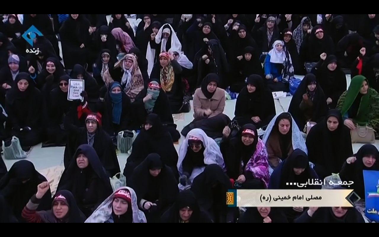 روايت تصویری از حضور عظیم مردم در مصلی تهران روايت تصویری از حضور عظیم مردم در مصلی تهران