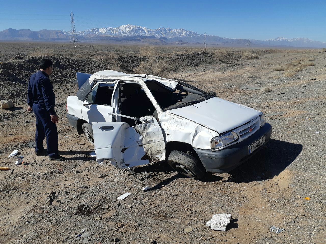 چهار مصدوم بر اثر واژگونی خودروی پراید