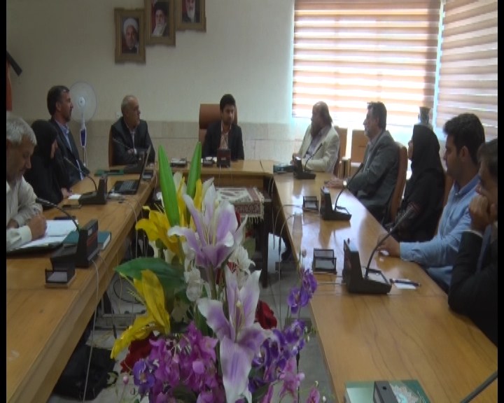 تاکید فرماندار اردستان بر احیای بافت تاریخی زواره