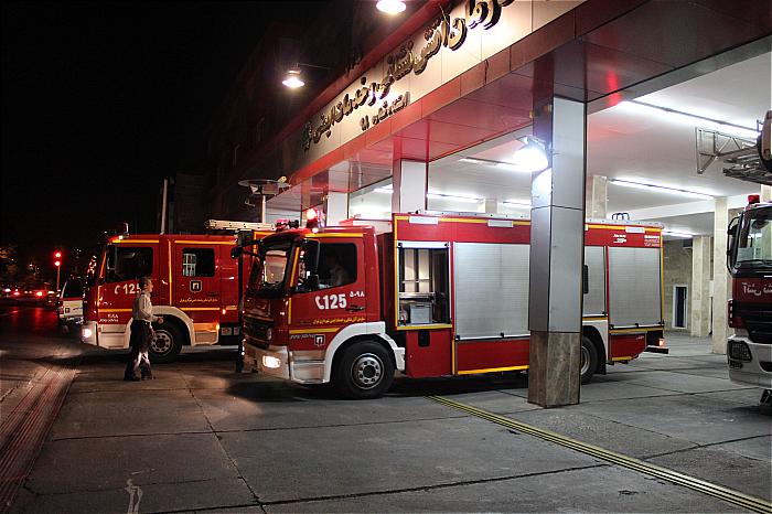 انفجارمخزن گاز در توقفگاه ماشین آلات سنگین راهداری انفجارمخزن گاز در توقفگاه ماشین آلات سنگین راهداری