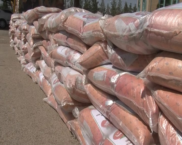 کشف و جمع آوری برنج قاچاق در نجف آباد