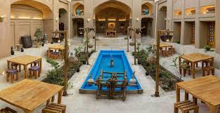 7 اقامتگاه بومگردی در کاشمر پذیرای گردشگران 7 اقامتگاه بومگردی در کاشمر پذیرای گردشگران