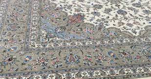 رنج پنجه‌هایی که نیازمند دیدن شدن است...