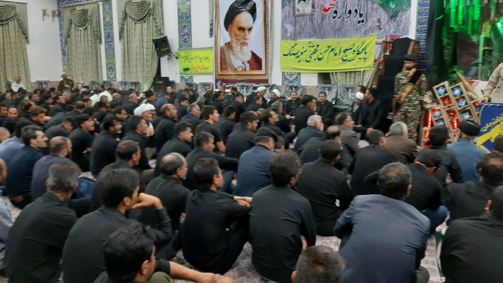 برگزاری يادواره 16 شهيد شهر سفیدسنگ فریمان