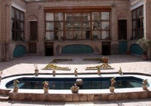 چهاربنای تاریخی قزوین در فهرست بناهای آماده واگذاری صندوق احیای کشور چهاربنای تاریخی قزوین در فهرست بناهای آماده واگذاری صندوق احیای کشور