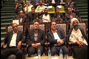 امضای تفاهمنامه ایران خودرو و سایپا با قطعه سازان بمی