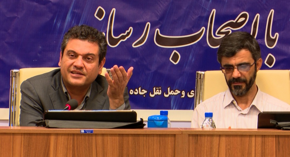 تسهیل ورود رانندگان دارای مجوز قانونی به بندر شهید رجایی