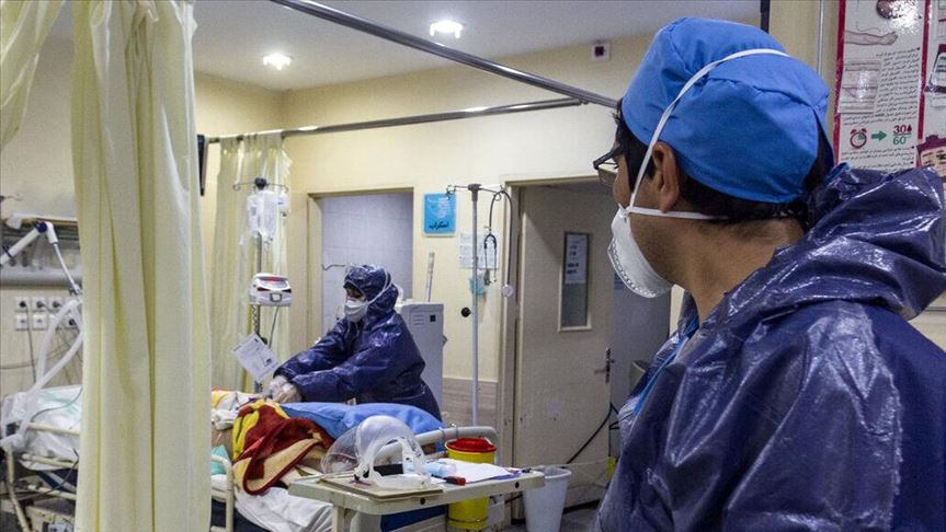 ۳۵ بیمار مبتلا به کرونا روی تختهای بیمارستان