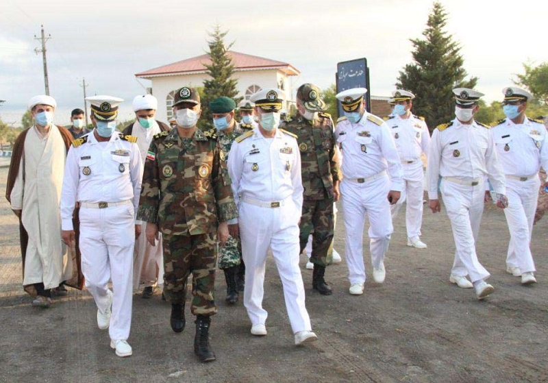 نیروی دریایی ارتش، رزمندگانی متعهد و مردم دار تربیت کرده است نیروی دریایی ارتش، رزمندگانی متعهد و مردم دار تربیت کرده است