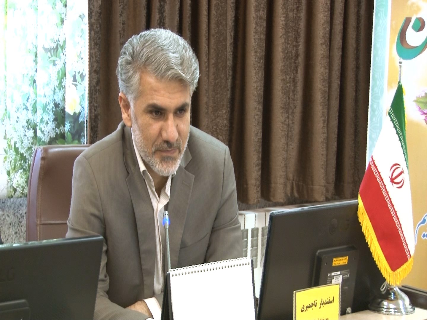 افزایش تعداد جمعیت دانش آموزی با رشد مهاجرت افزایش تعداد جمعیت دانش آموزی با رشد مهاجرت